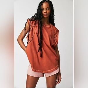 We the free, Free People  Table for two 👕